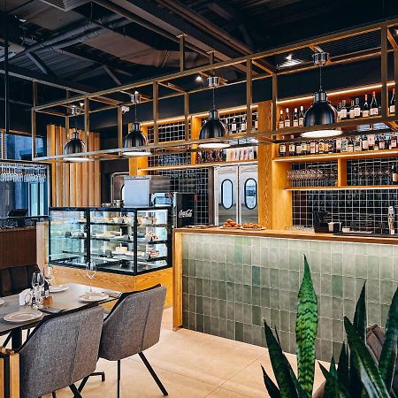 法沃尔运动酒店 基輔 外观 照片